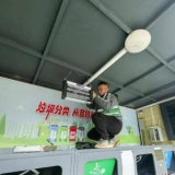 城管开展居民小区垃圾分类收集点微改造行动