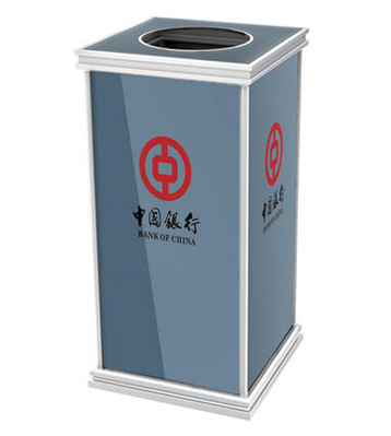 中国银行电梯口垃圾桶